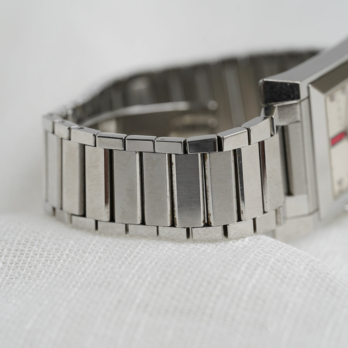 Vintage Gucci Webbing Line 111J 10P Diamond Watch