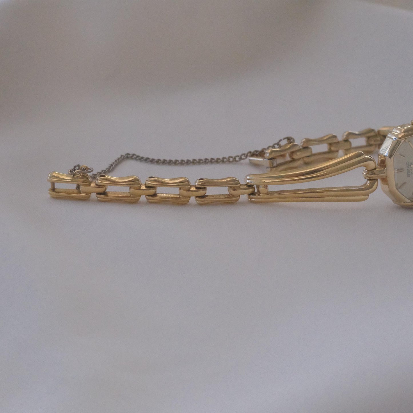 Seiko Quartz Gate Bracelet