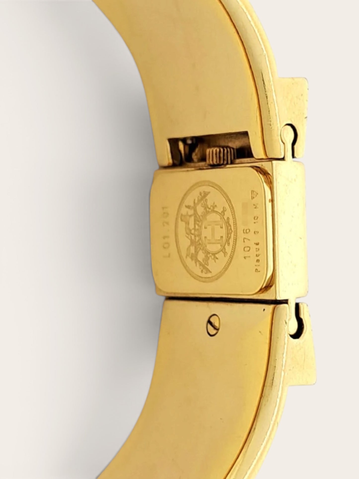 HERMÈS Loquet Gold-Tone Bangle Watch