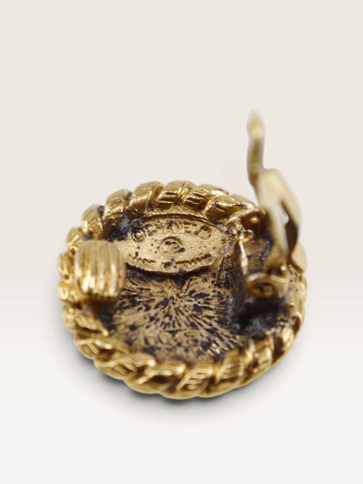 CHANEL Coco Mark Sunburst Earrings – Vintage Gold-Plated Clip-On Earrings