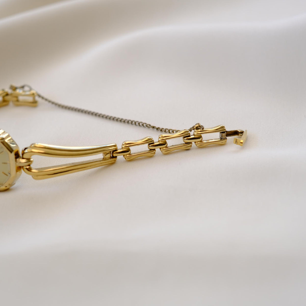 Seiko Quartz Gate Bracelet