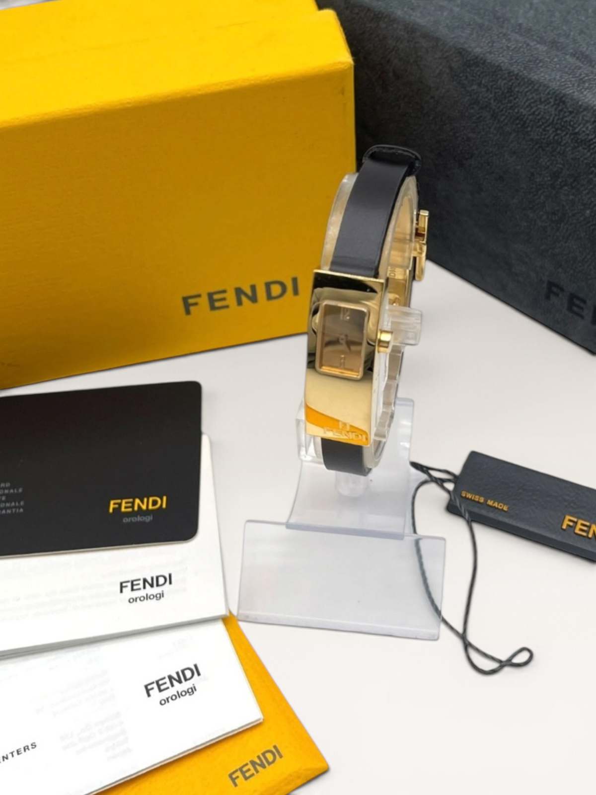 Vintage FENDI Gold-Tone Leather Strap Watch