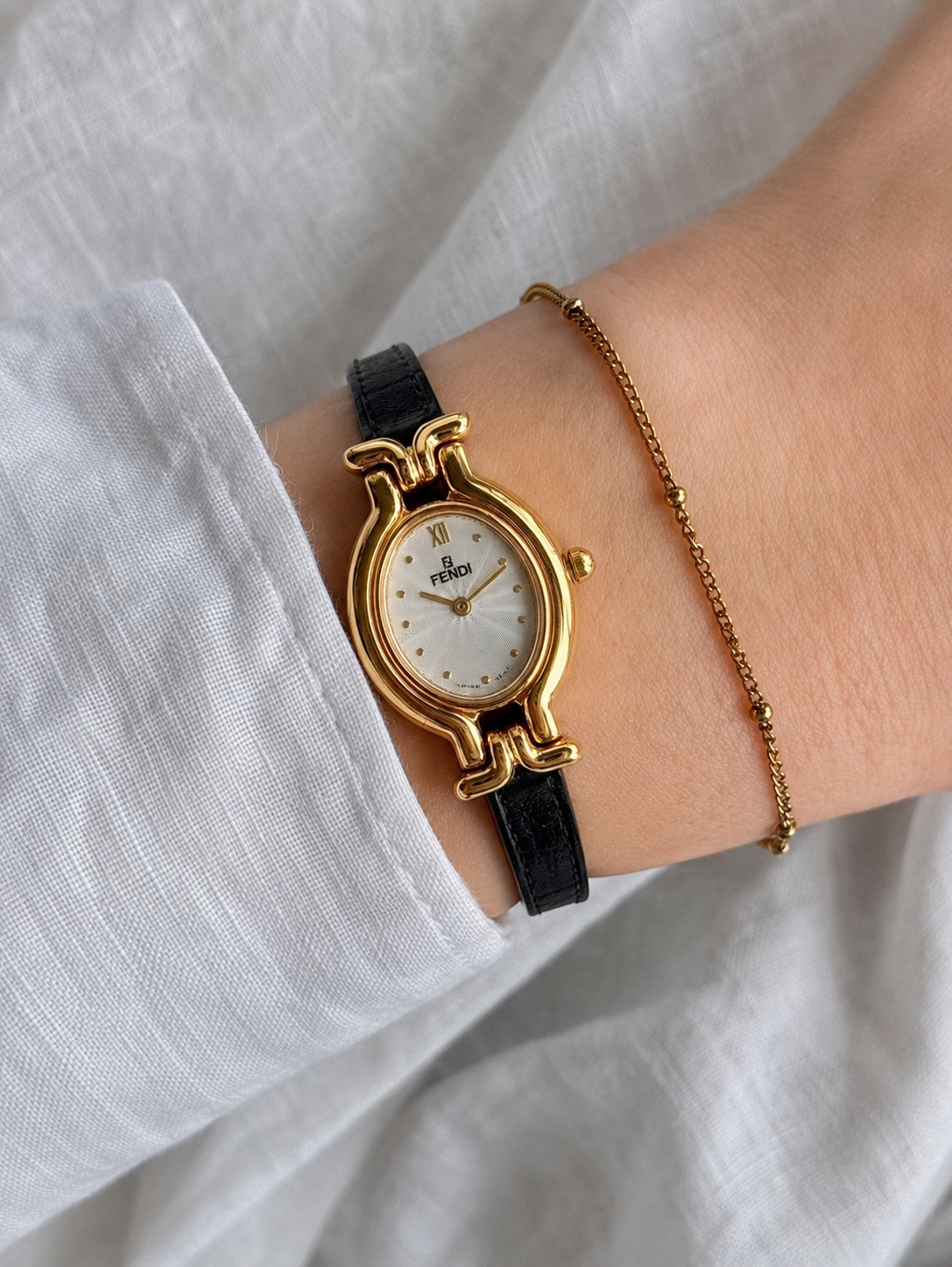Fendi Oval Watch Black