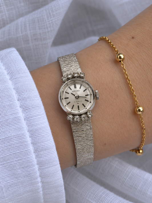 SEIKO 21-Jewel Hand-Wound Vintage Watch