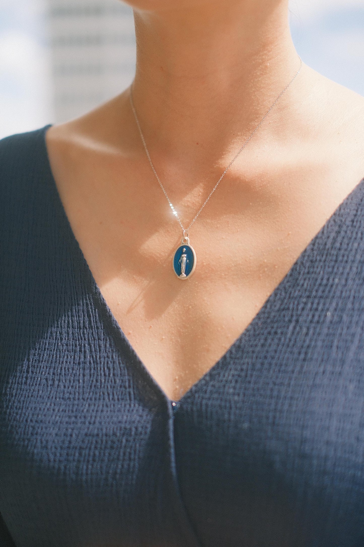 The Italian Médaille Pendant Necklace Collection: Miraculous Medal