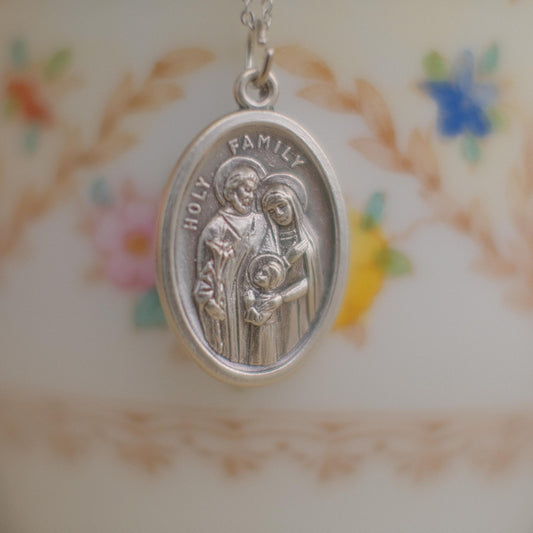 The Italian Médaille Pendant Necklace Collection: Holy Family