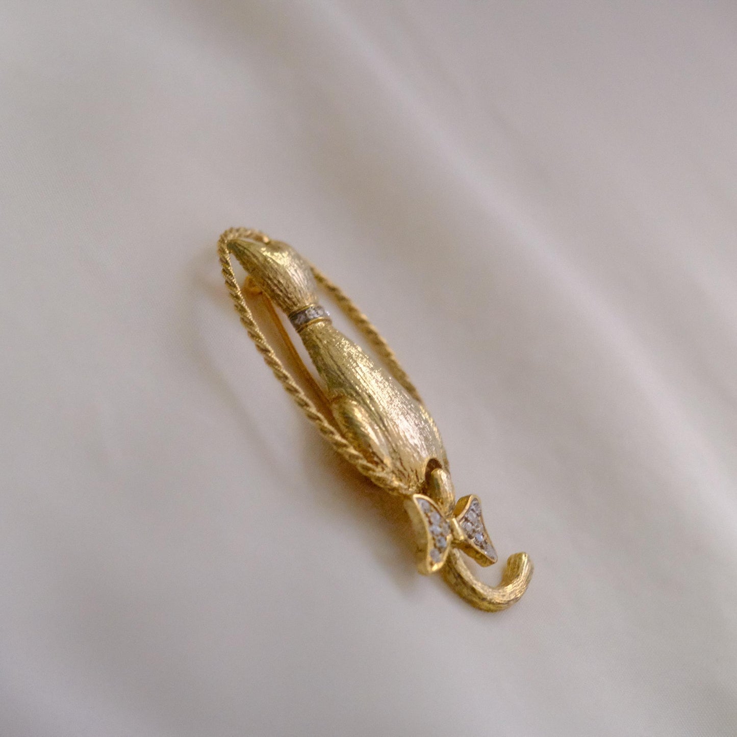 Cat Brooch