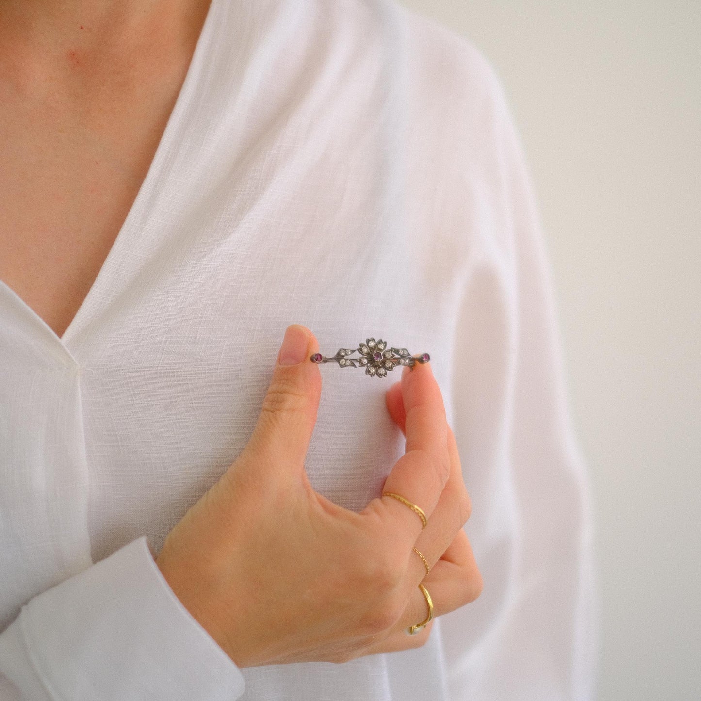 Vintage Floral Bar Brooch