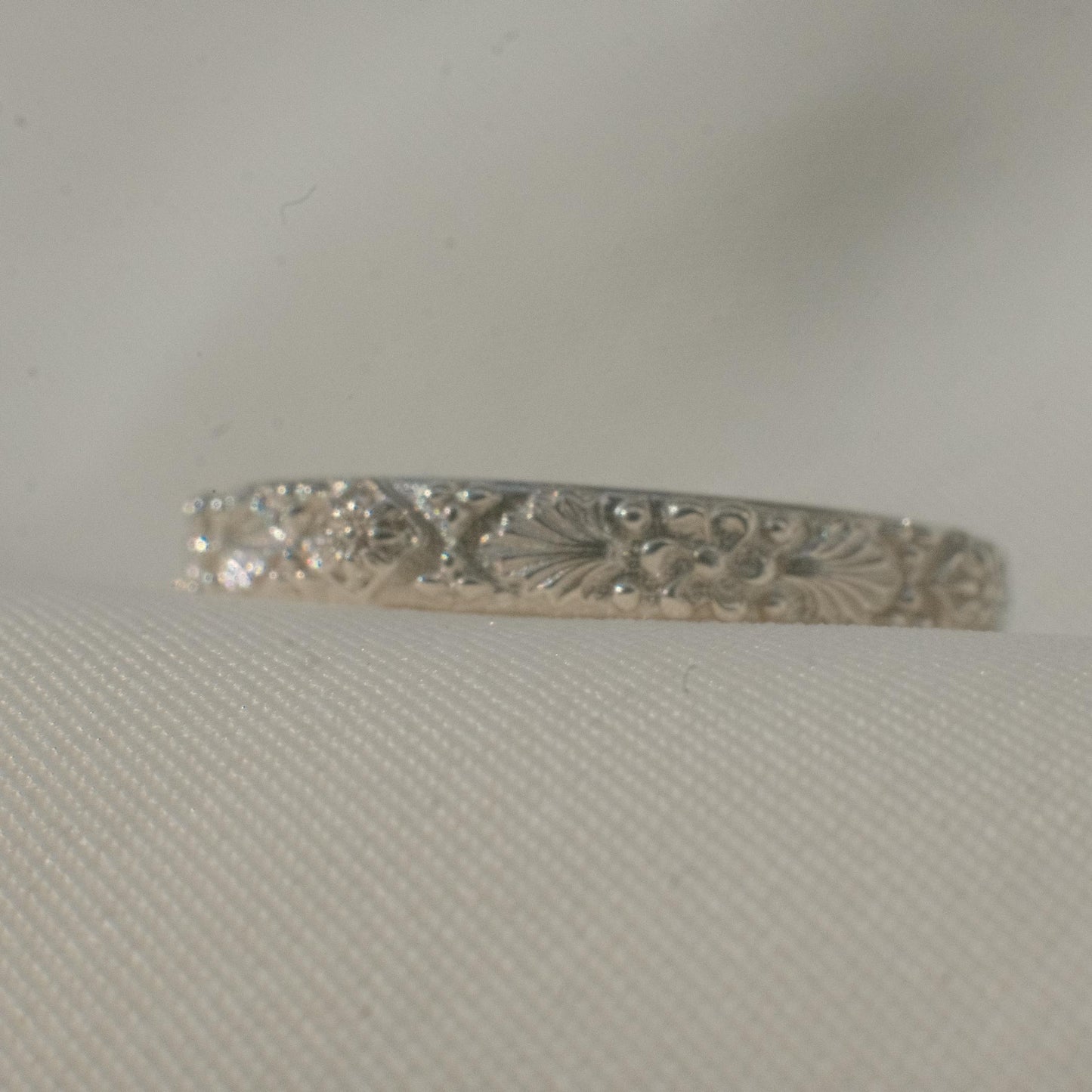 EMMA KRAFFT Victorian Wedding Band in Silver