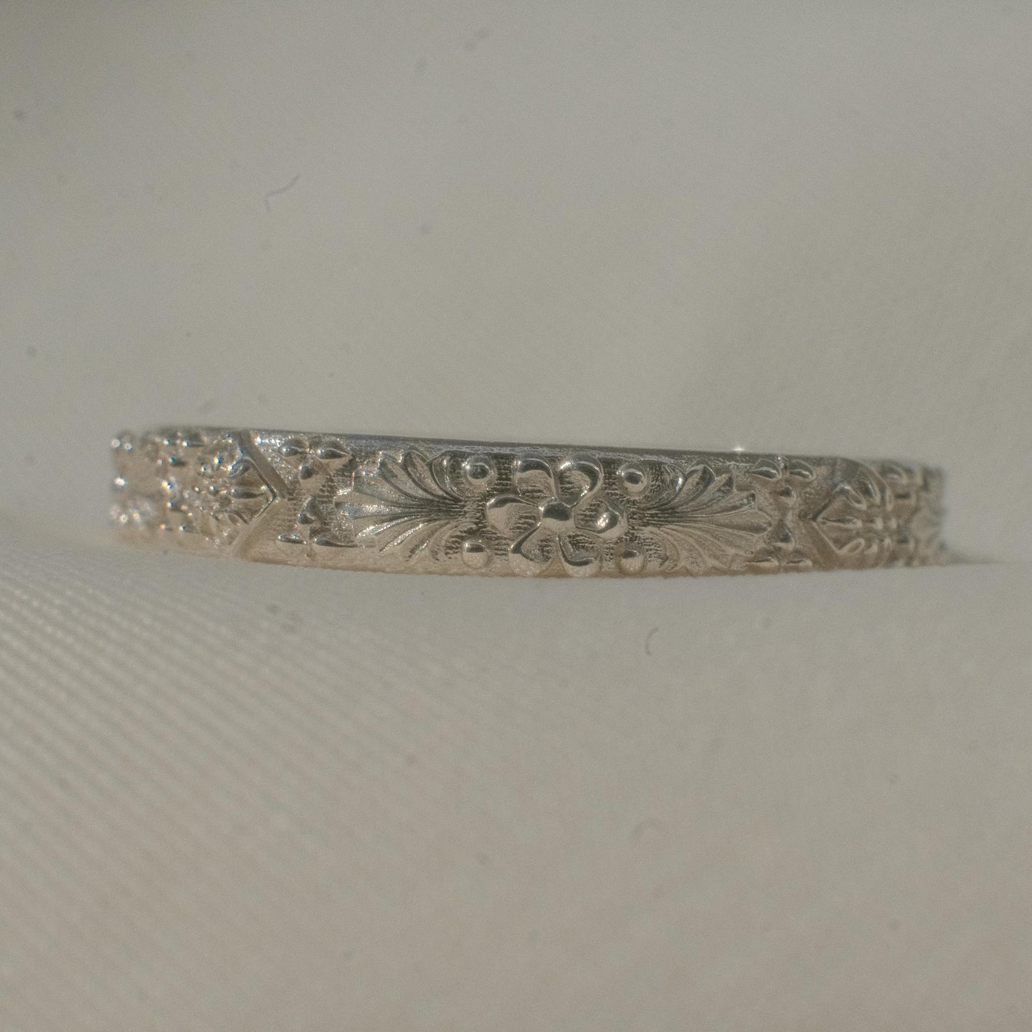 EMMA KRAFFT Victorian Wedding Band in Silver