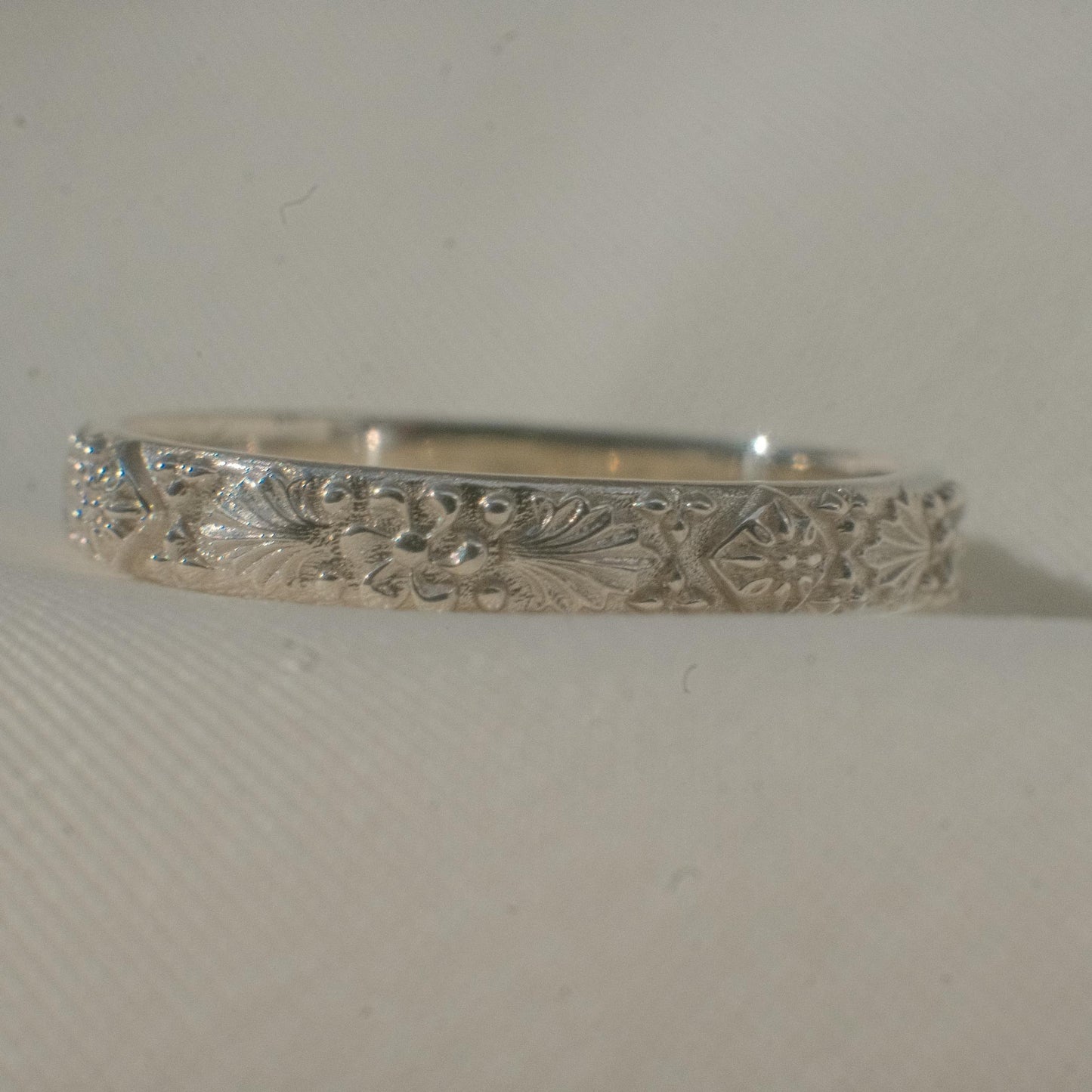 EMMA KRAFFT Victorian Wedding Band in Silver