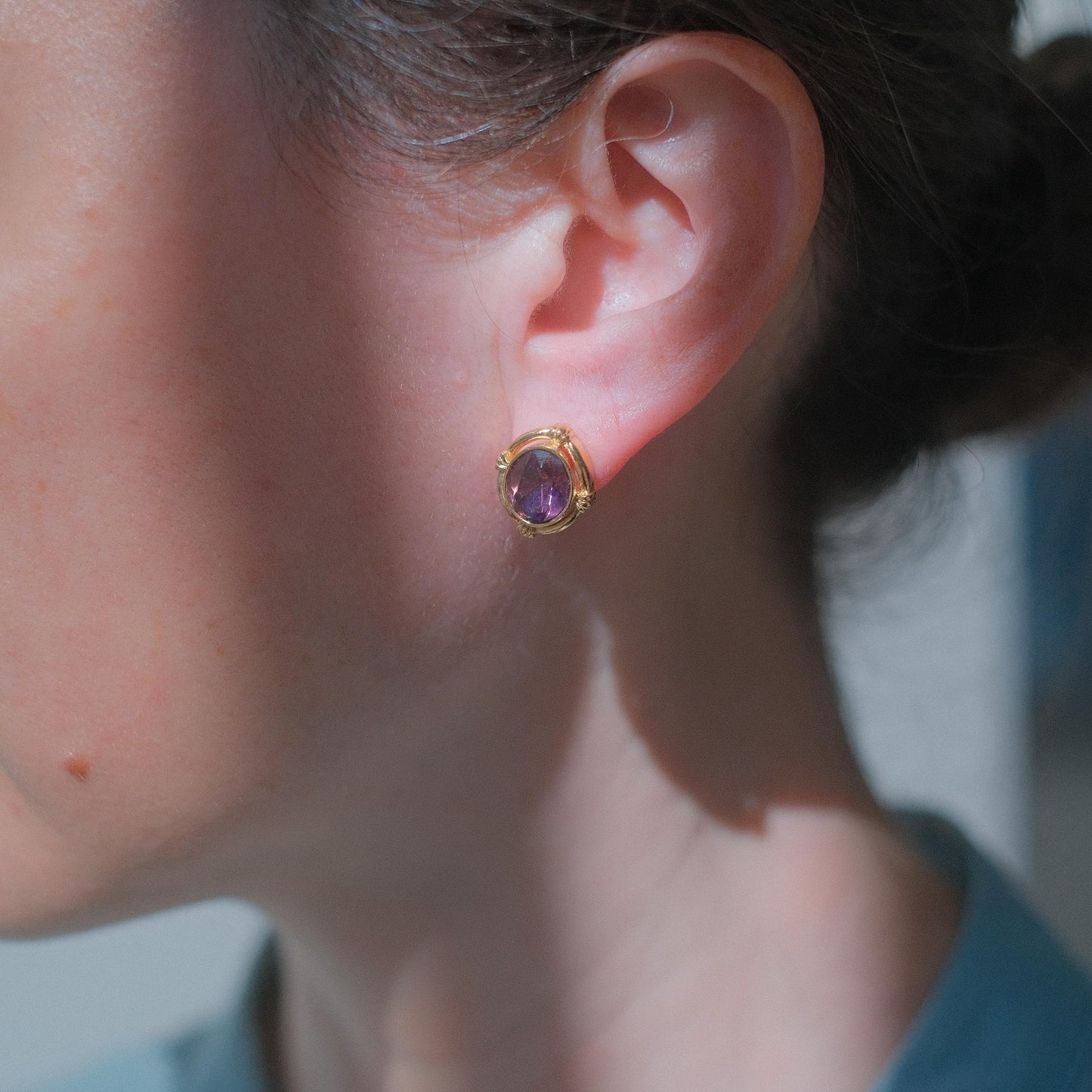Vintage dainty frame violet glass earrings