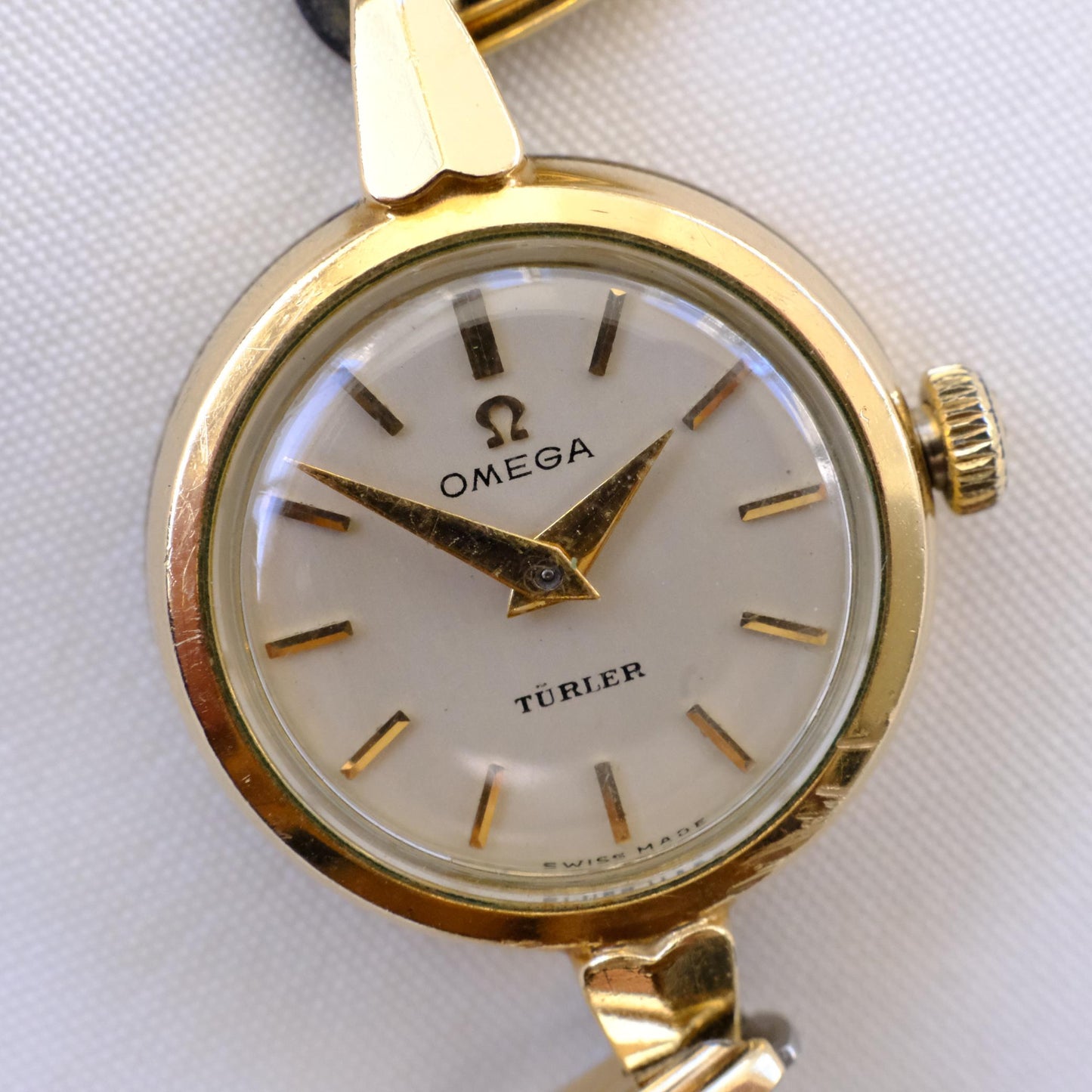 Vintage Omega Round Türler Watch