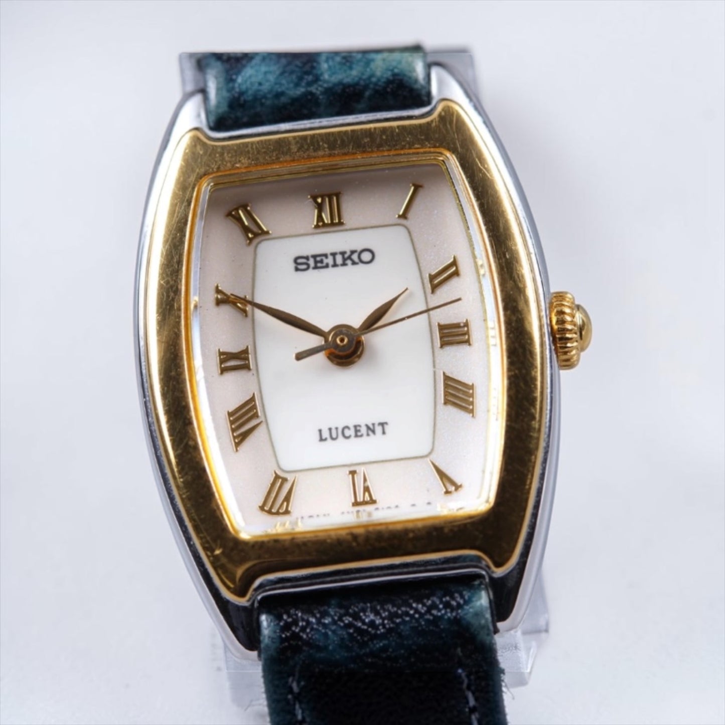 Seiko LUCENT Tonneau-Case Roman Numeral Navy Leather Watch