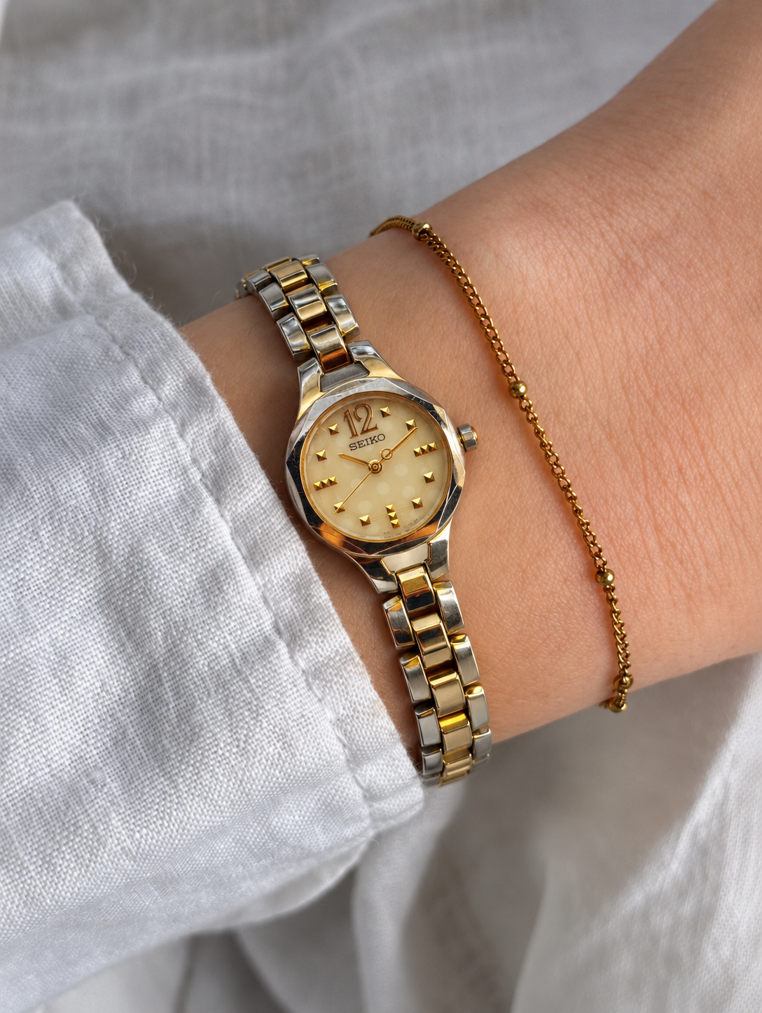 SEIKO Vintage Two-Tone Bracelet Watch