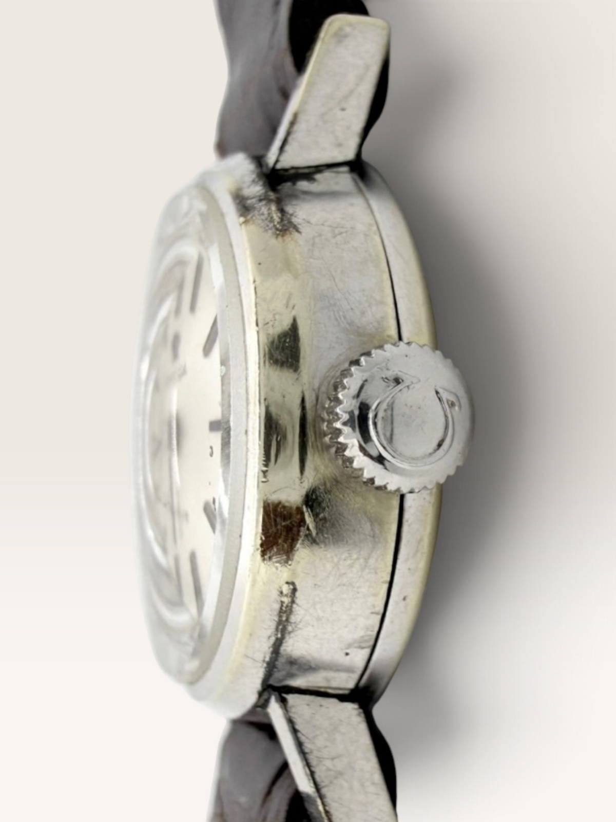 OMEGA Genève Vintage Manual-Wind Ladies Watch WG