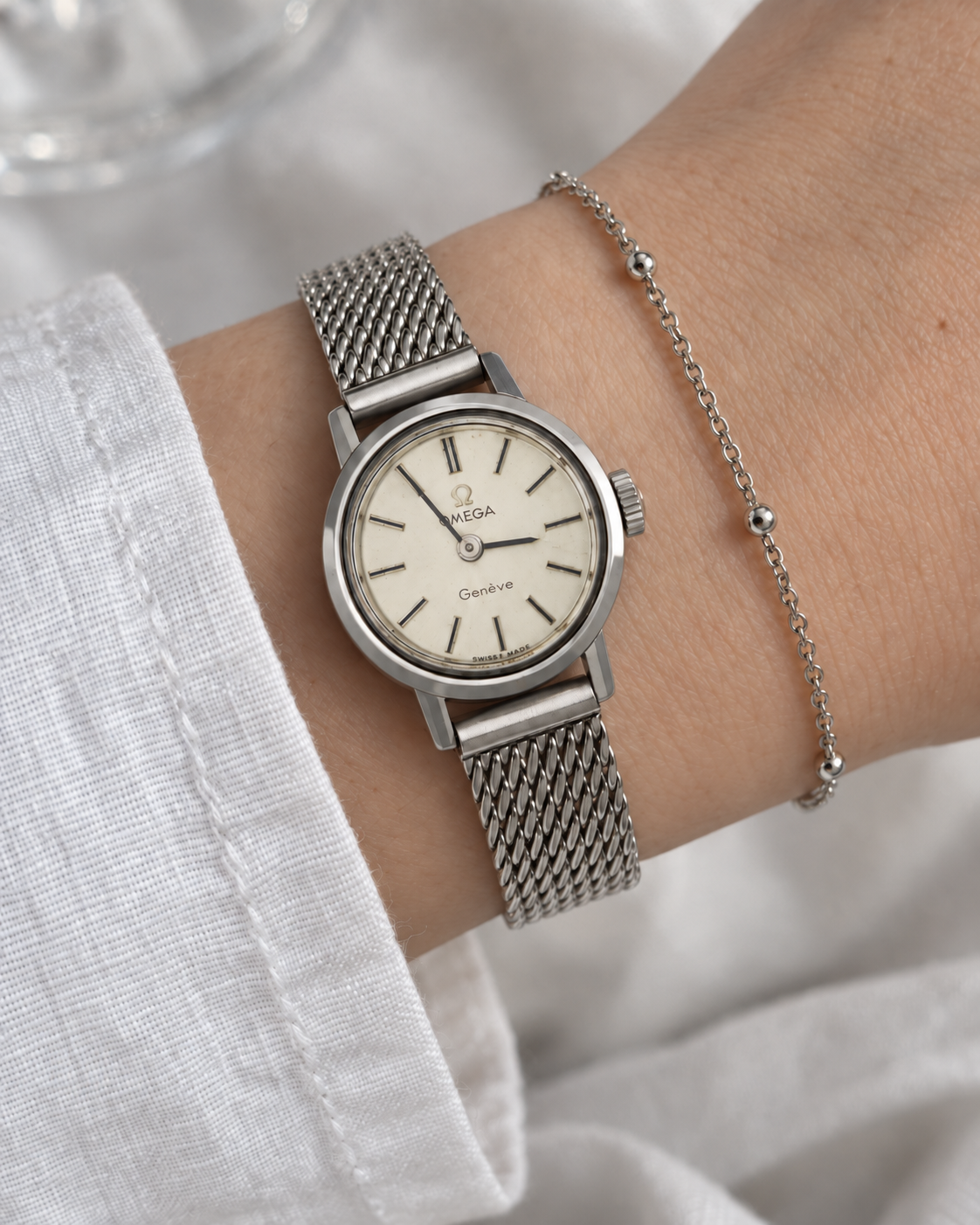 OMEGA Genève Manual-Wind Vintage Watch