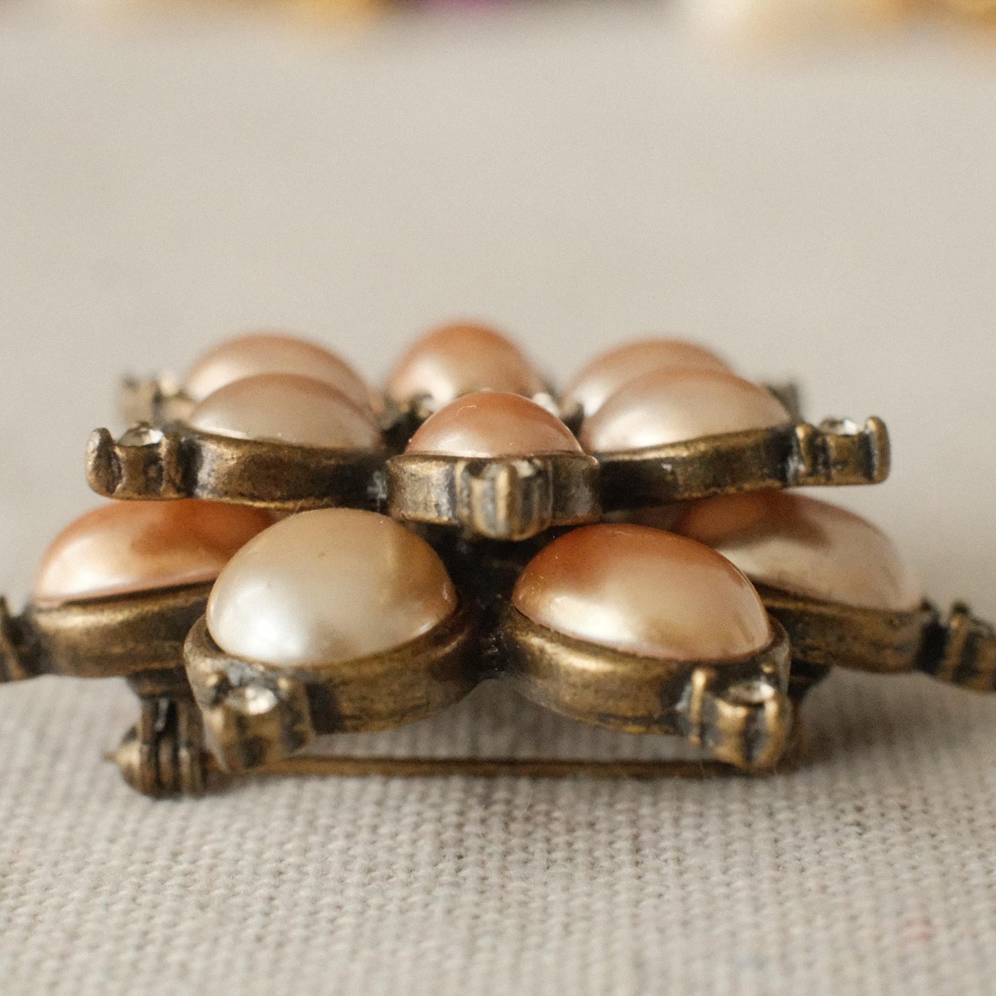 Vintage Floral Motif Shell Brooch