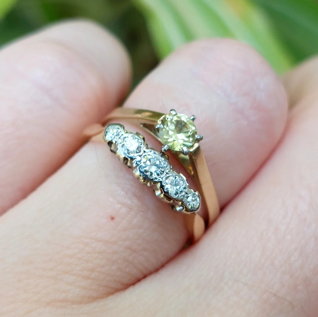 Vintage 9ct Gold Ring with Lemon Yellow Australian Sapphire
