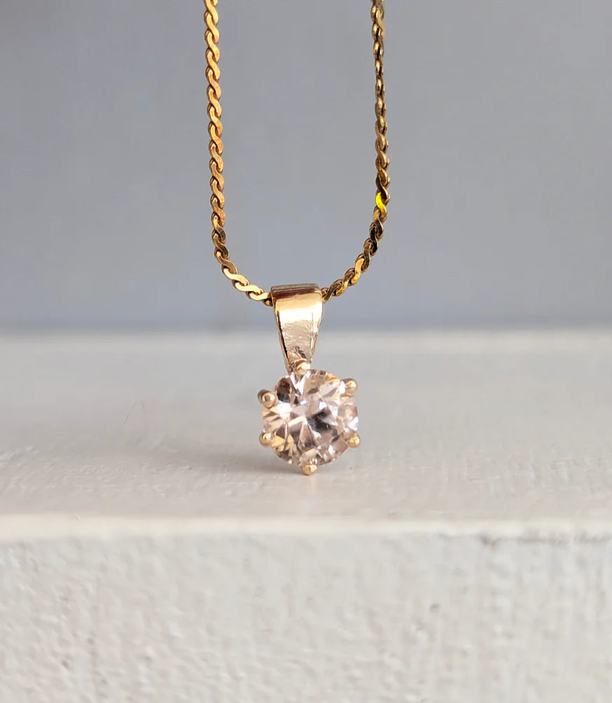 Vintage 9ct Yellow Gold Champagne Harts Ranges Zircon Pendant Top