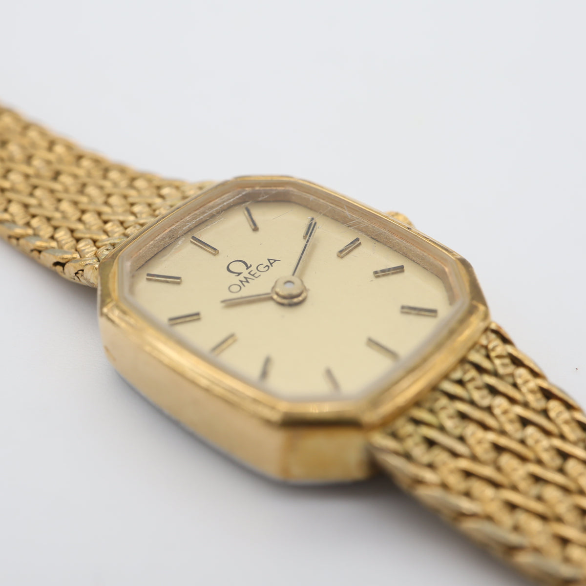 OMEGA ED 791.6008 Gold-Tone Vintage Bracelet Watch