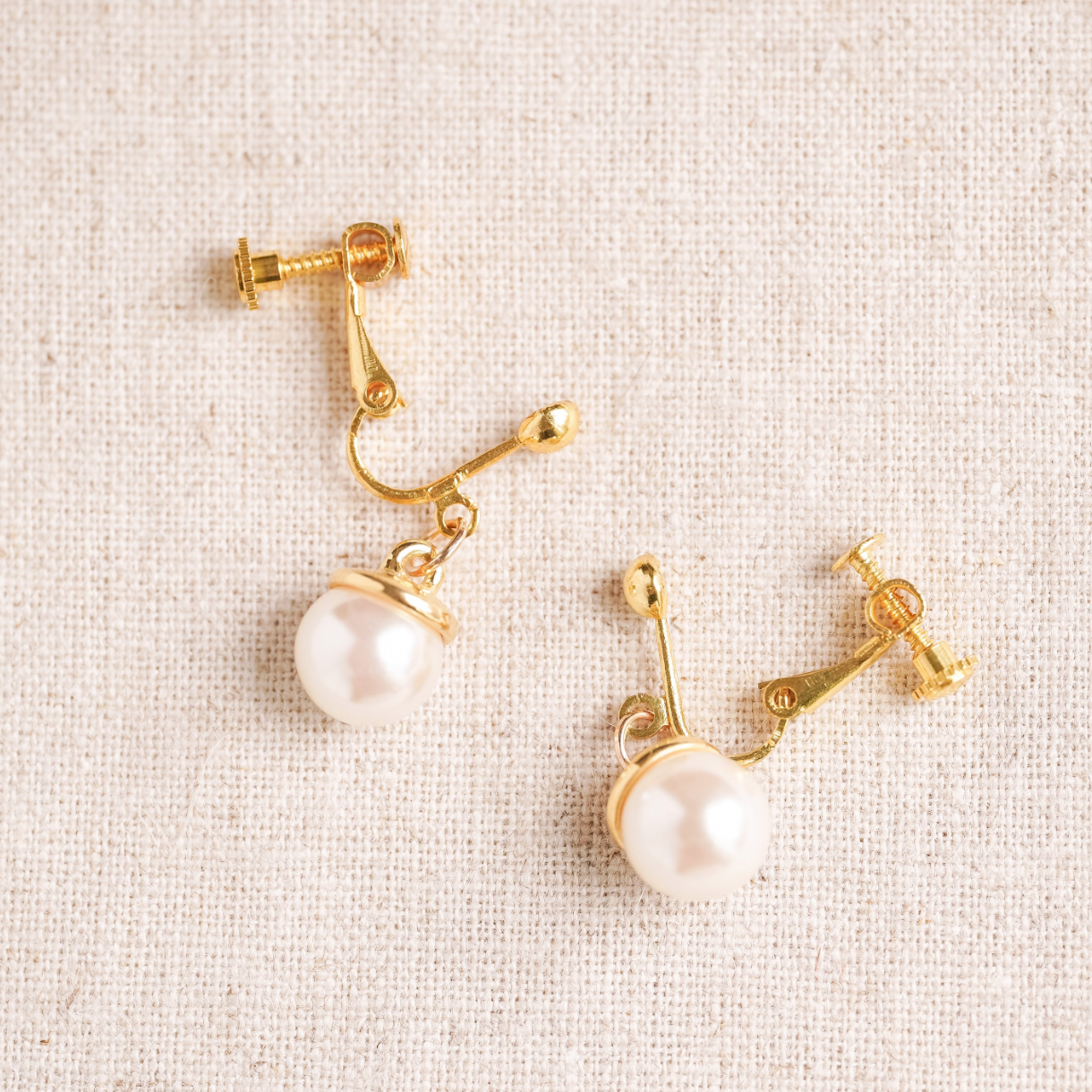 Vintage Costume Pearl Earrings