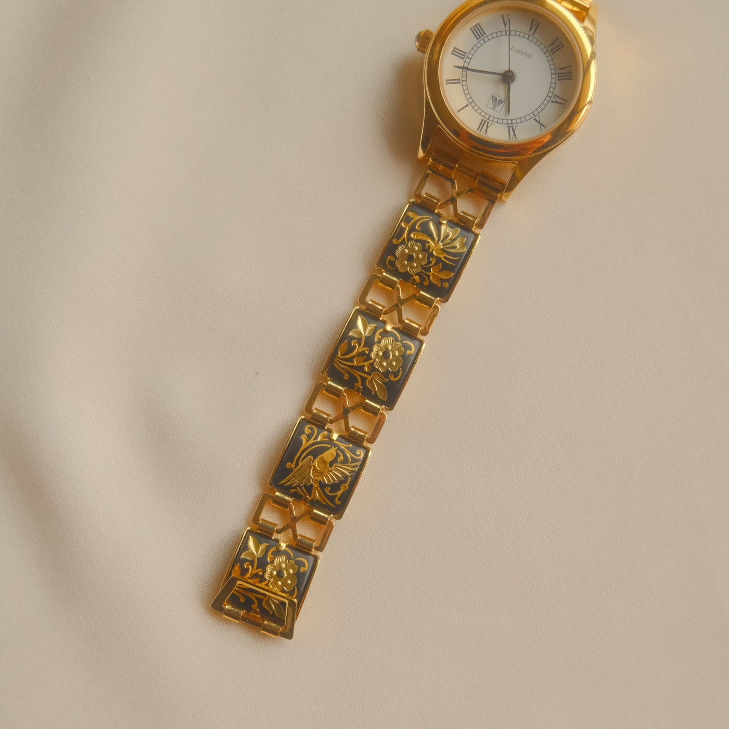 Damascene Watch Circular Face