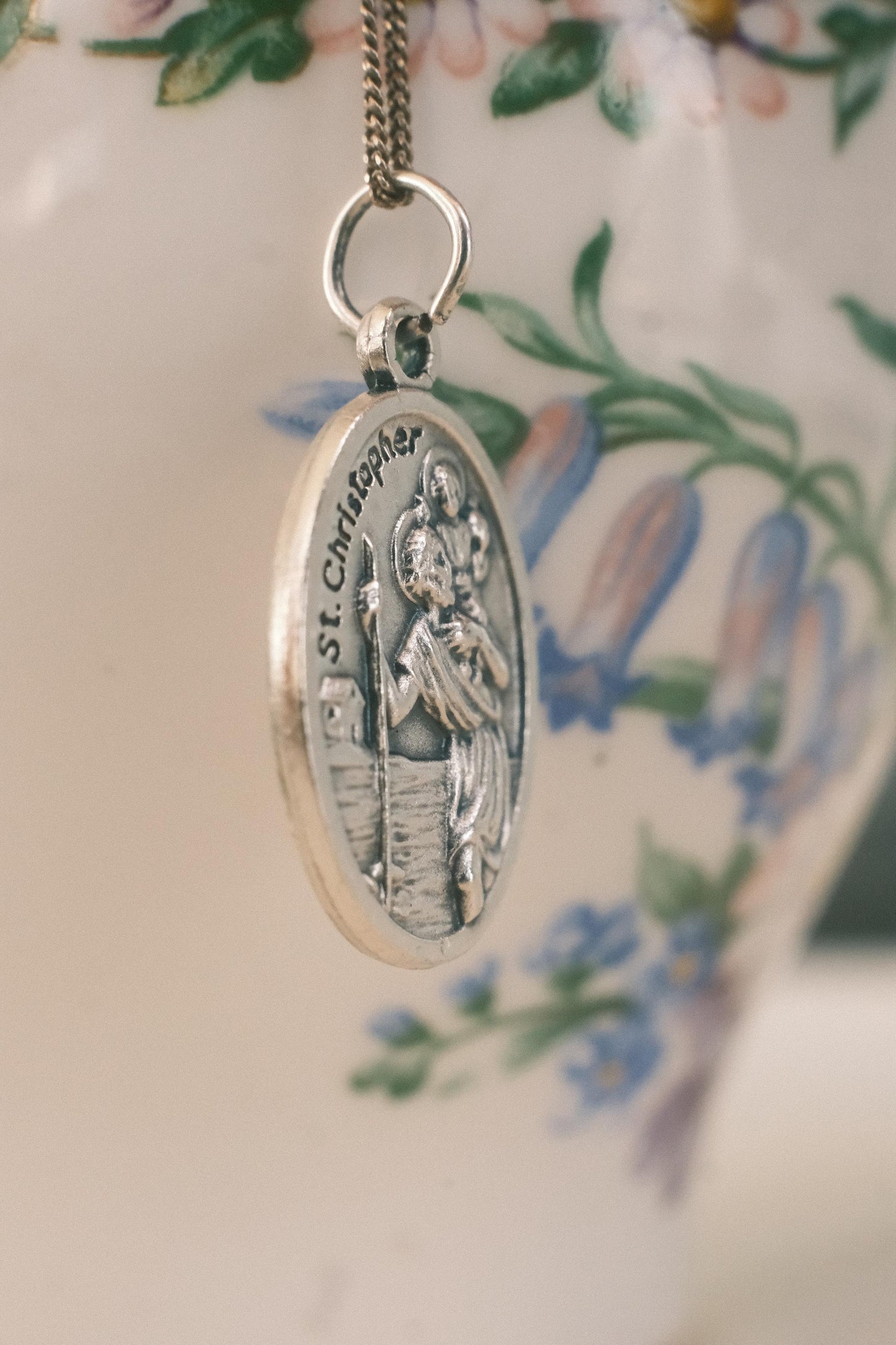 Médaille silver 925 pendant necklace: St Christopher  人生の道のりも安全に