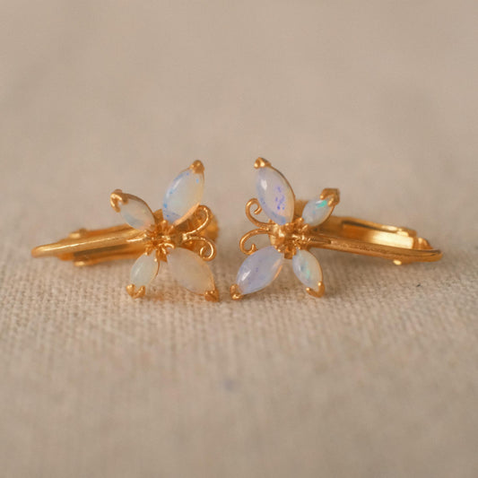 Australian White Opal バタフライイヤリング