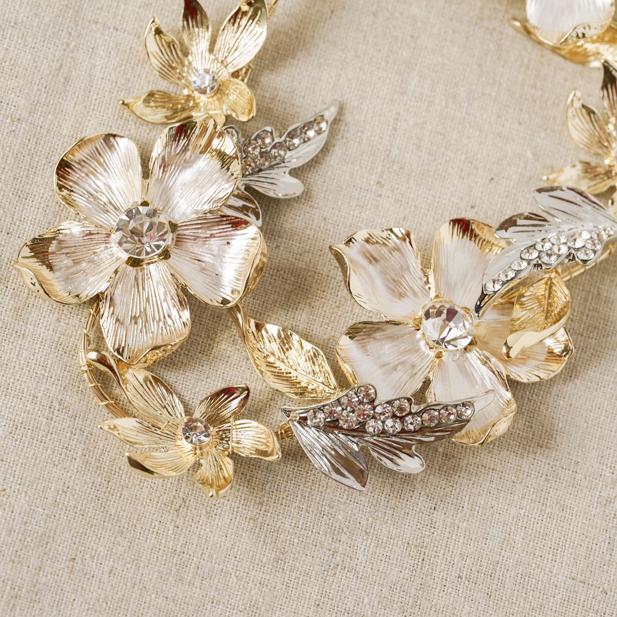 Vintage Floral Motif Headdress