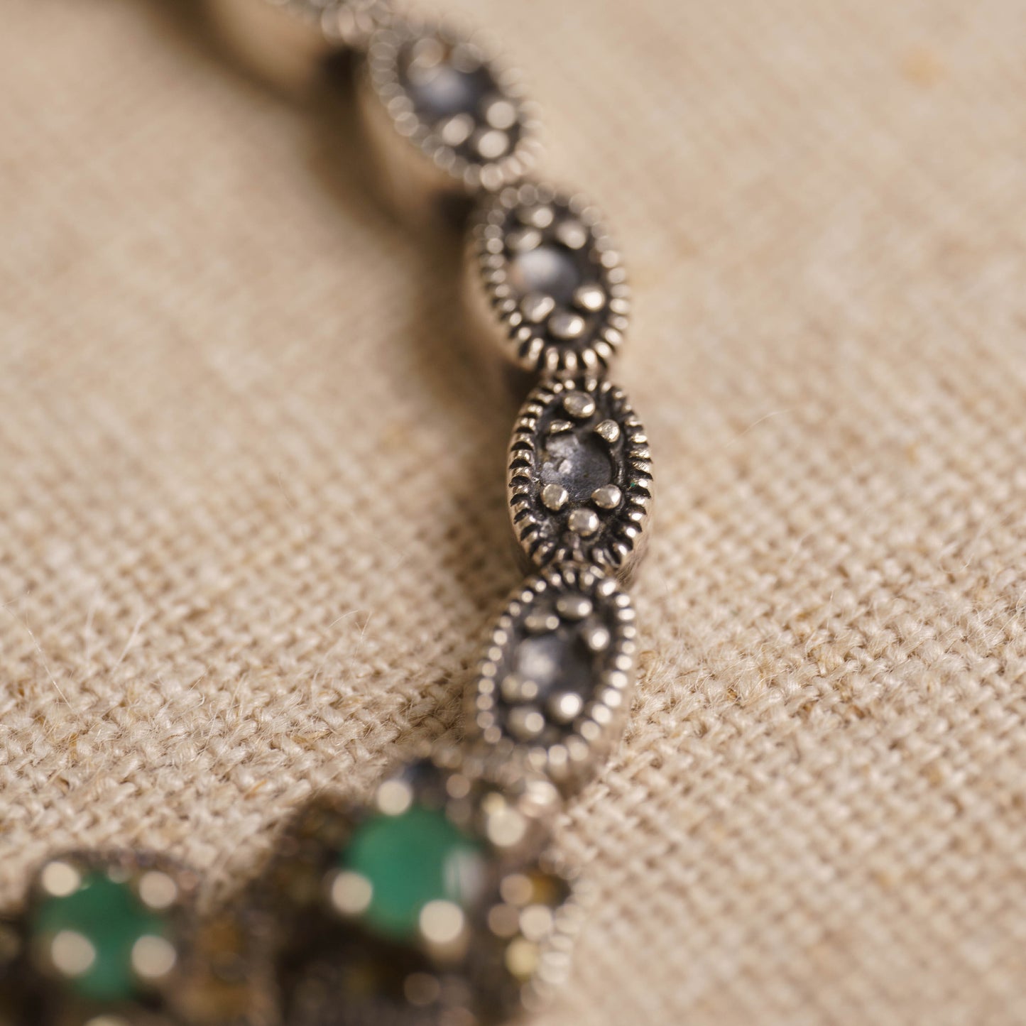 Vintage Art Nouveau Design Bracelet