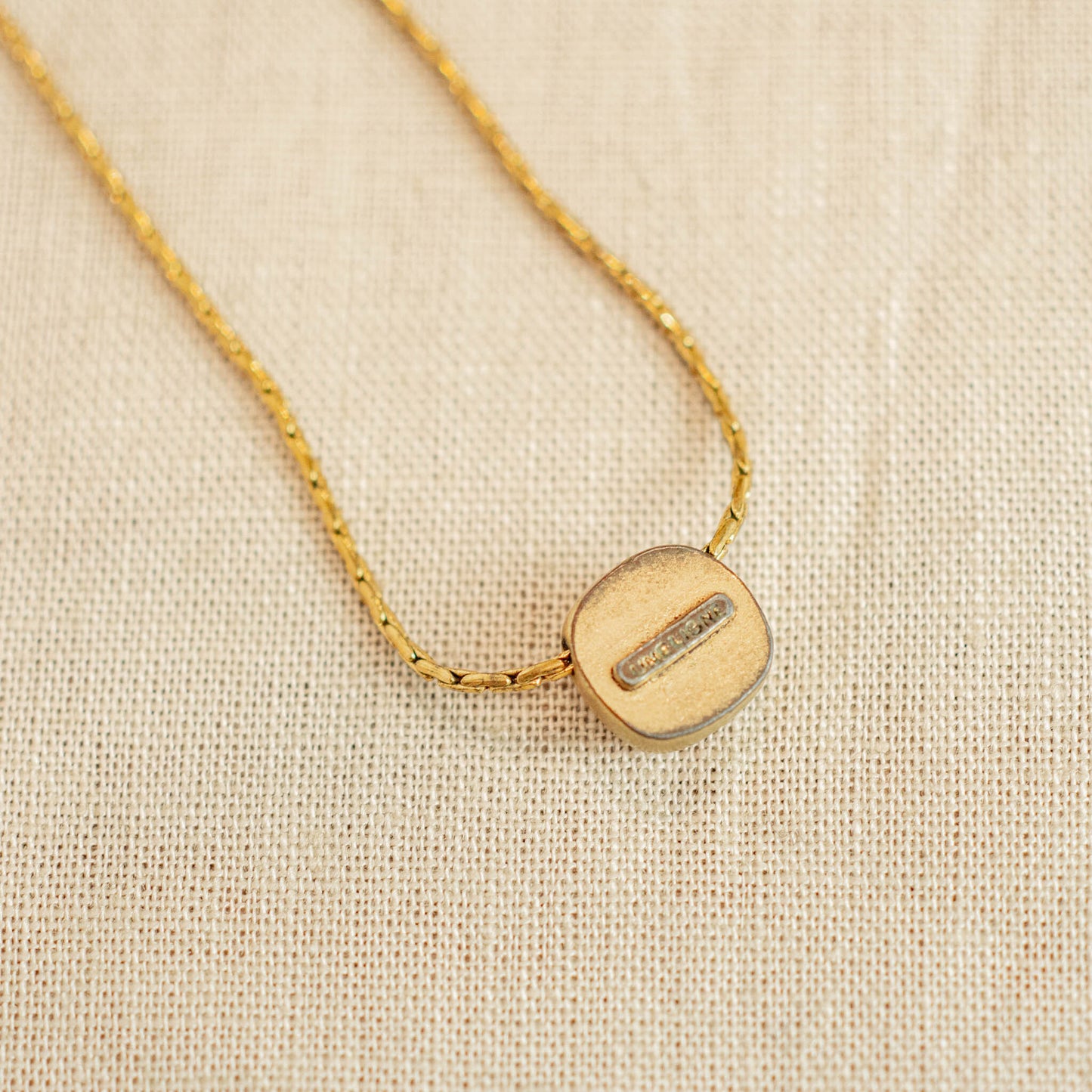 Vintage Une Ligne Pendant Necklace