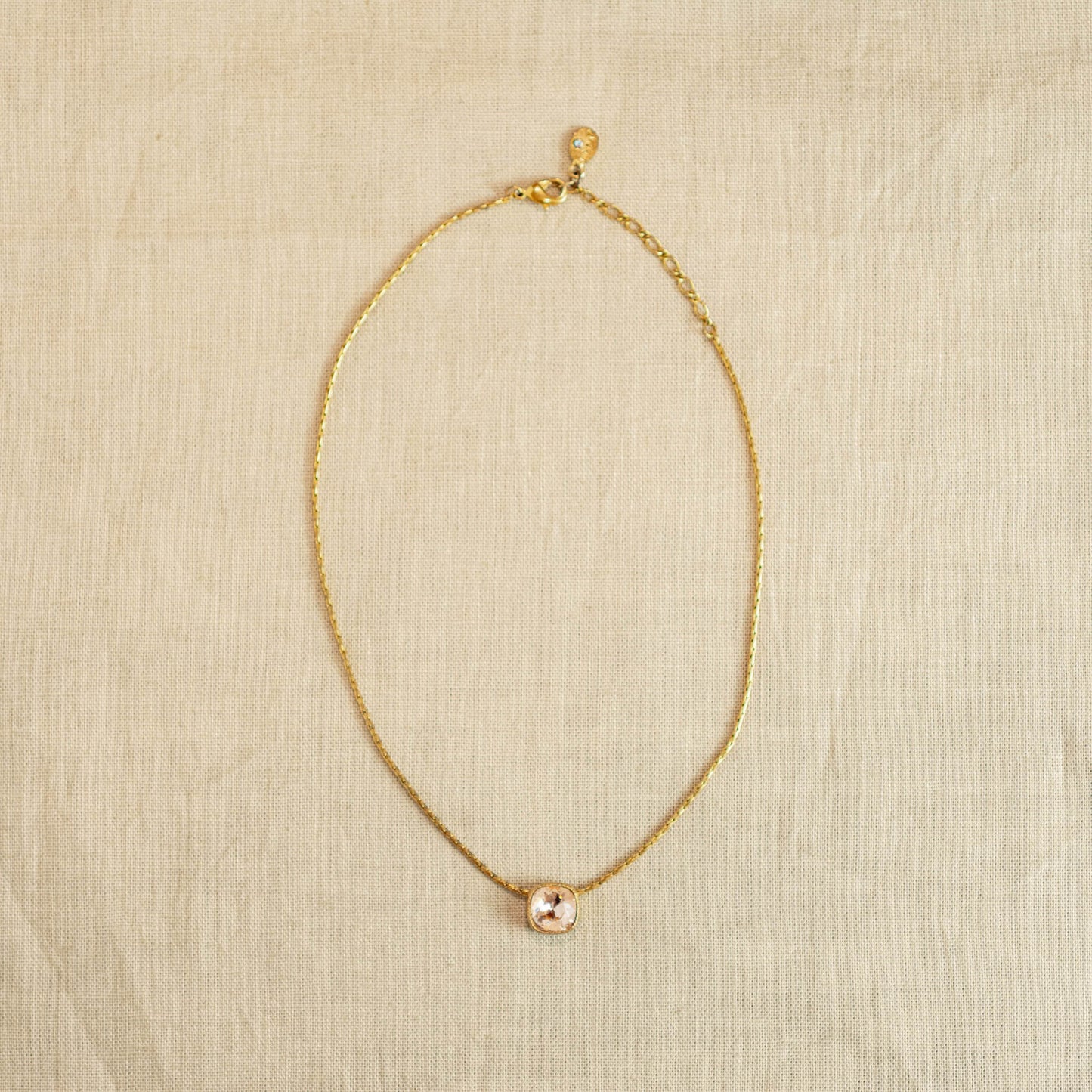 Vintage Une Ligne Pendant Necklace