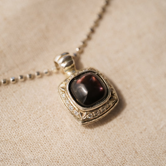 Vintage Stone Pendant Necklace